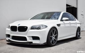 2017 BMW M5 Alpine White by H&R and EAS